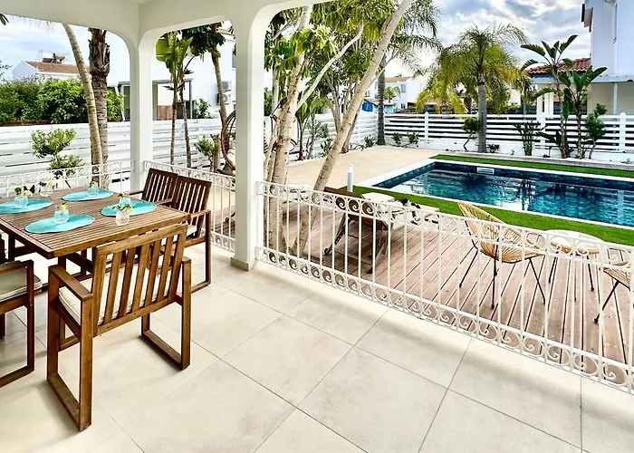 Dream Tropicana - Villa