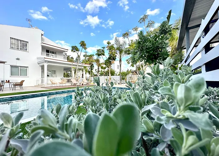 Dream Tropicana - Villa *