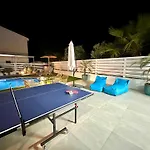 Dream Tropicana -